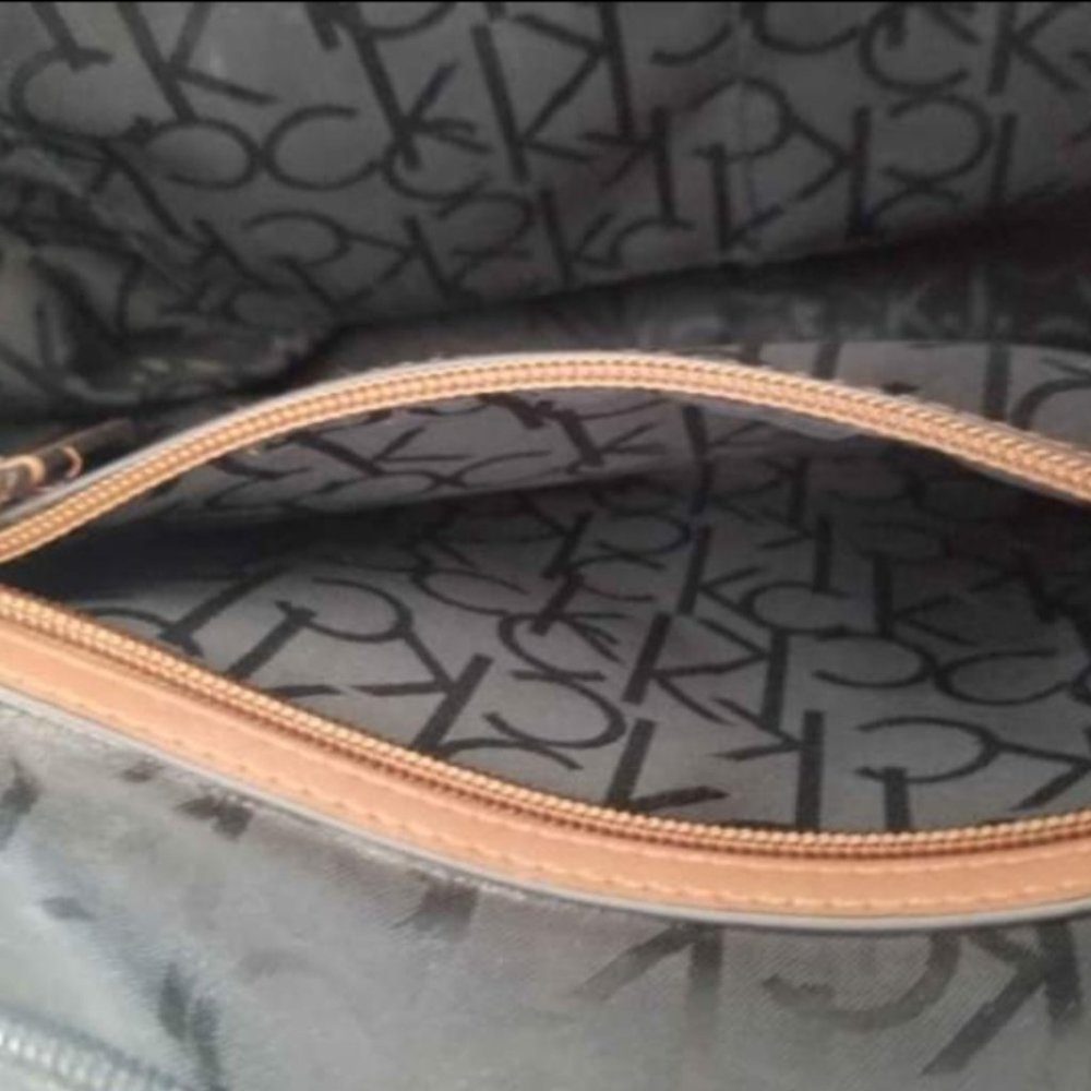 Calvin Klein Purse Handbag - Picture 4 of 7